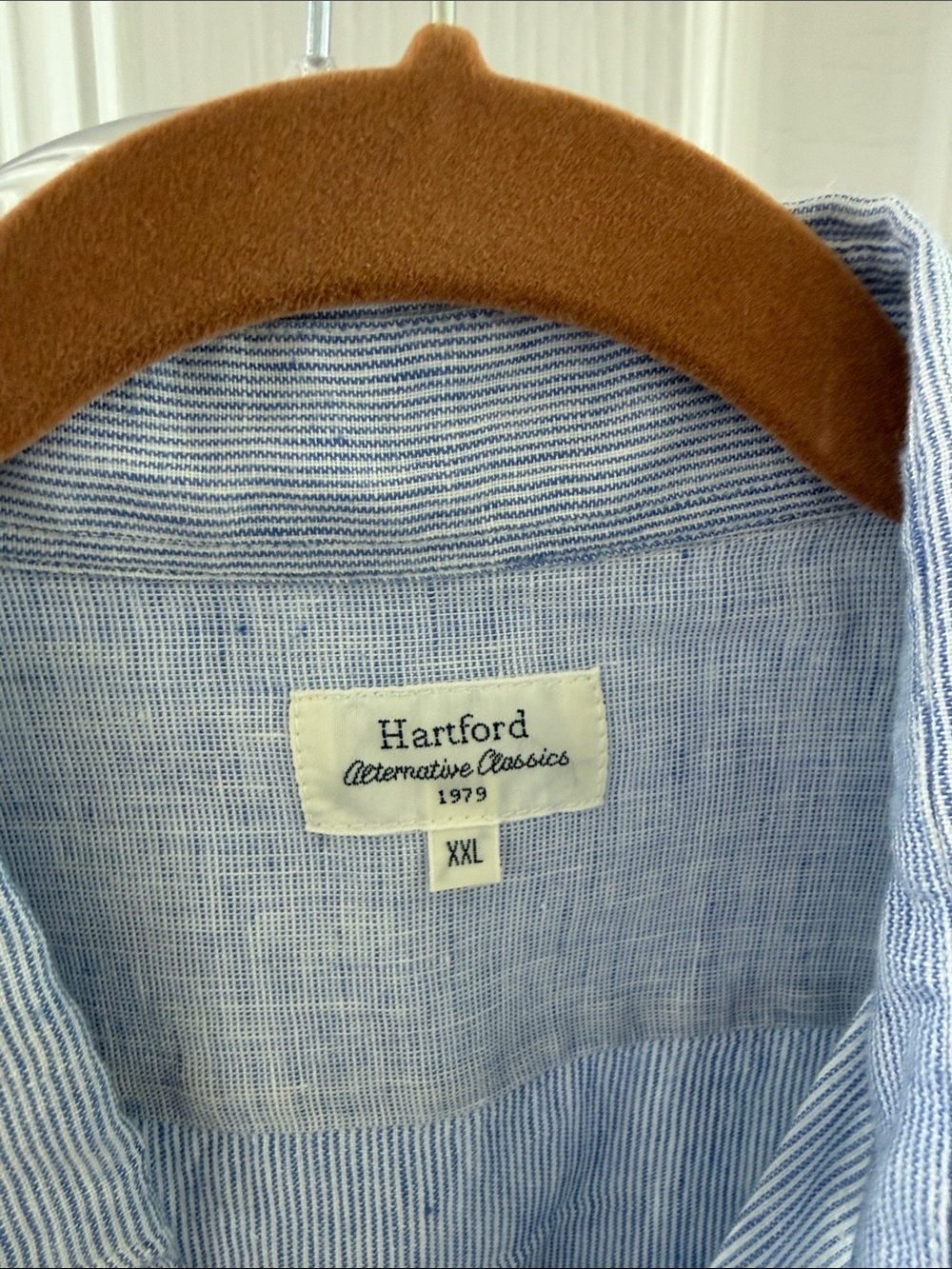 Hartford Light Blue Linen-Blend Men's Button-Down Shirt - Picture 2 of 3